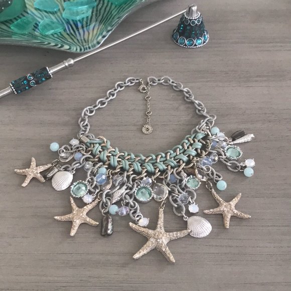 Karma Bella Jewelry - ✨Karma Bella Bib Necklace with Starfish